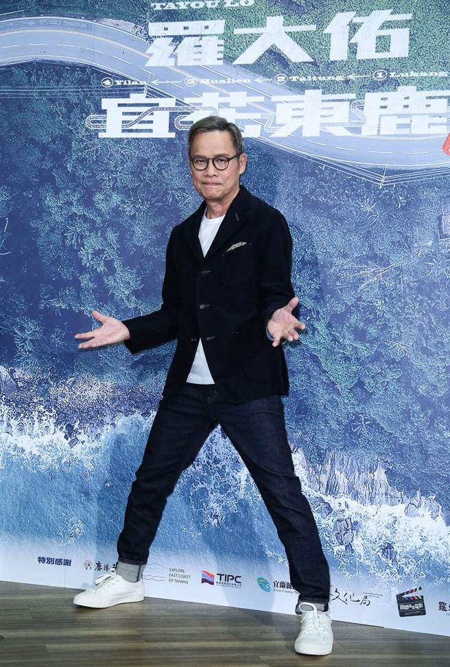 罗大佑脊椎开刀惊爆变声 甜蜜约会9岁爱女老婆吃醋。（许雅淳摄）