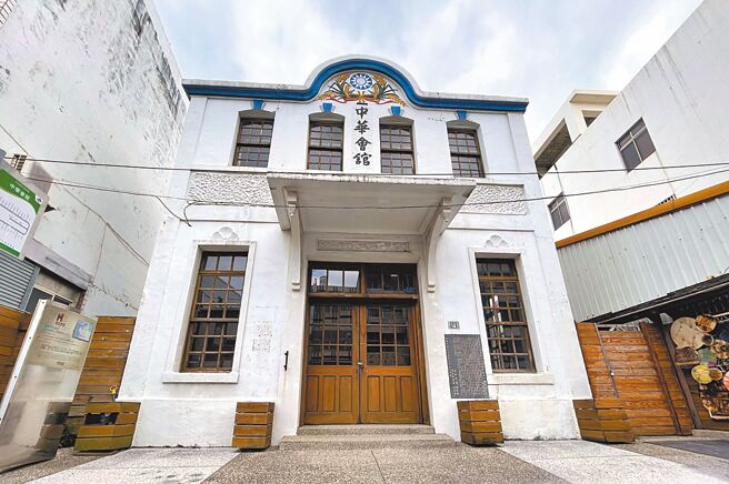 「中华会馆台东分社」意外标售，台东县政府10日强调，歷史建 筑依法不能拆除或改建。（庄哲权摄）