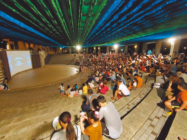 社教馆周末蚊子电影院即将迈入第23年，11月13日起推出迪士尼经典怀旧动画。（社教馆提供／曹明正高雄传真）