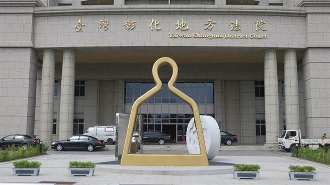 奮起湖車站拍小女友制服裸露噴水照，情侶稱是藝術遭判3個月。(中時資料庫)