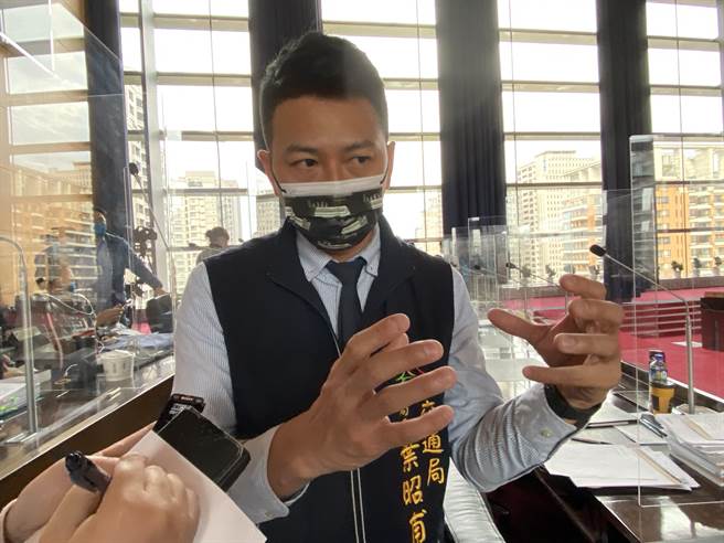 交通局长叶昭甫表示，未来会举办公开展览说明会，向地方民眾说明规画方案，循地方共识，完善捷运相关建设的便利性。（卢金足摄）