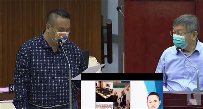 台北市長柯文哲（右）12日赴議會接受市政總質詢。（摘自柯文哲YT）