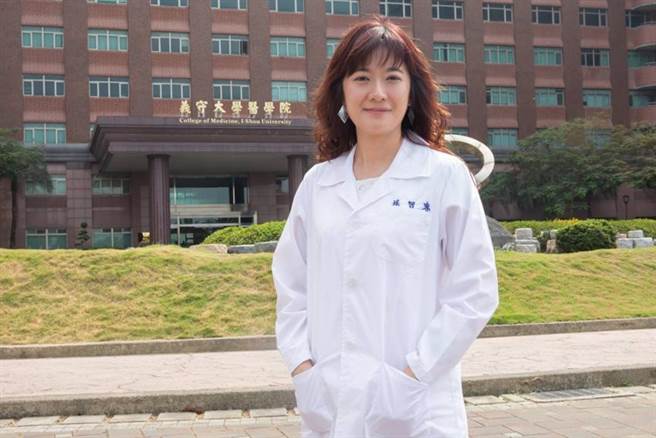 三顧董事長楊智惠:第三期臨床實驗的食道層片將完成近半的臨床收案，預估明年再生醫療部門收入大增。圖／三顧提供