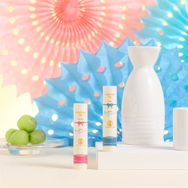 曼秀雷敦顶级浓润柔霜润唇膏清酒、梅酒限定口味。（图／品牌提供）