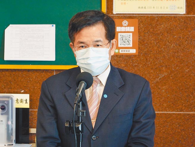針對大學招聯會開會討論111學年度分科測驗，擬以各科前0.1％學生的平均分數計算級距，教育部長潘文忠11日在立法院表示，相關簡章已發布，任何改變須社會充分溝通，招聯會應審慎。（姚志平攝）
