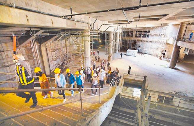 傳柯市府助攻幫遠雄解套，認定大巨蛋「B1為避難層」，圖為大巨蛋B1。（本報資料照）