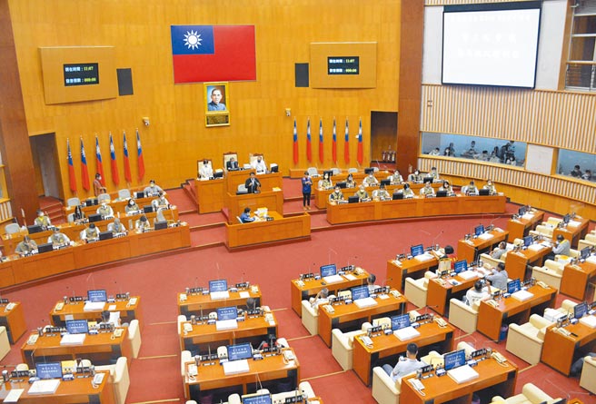 屏东县人口数逼近80万人大关，总人数增减将成牵动县议员选情的Ｘ因子。（林和生摄）