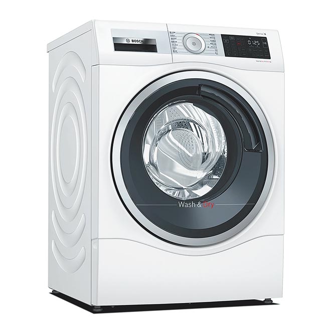 新光三越台南新天地五倍券独家优惠，BOSCH智慧高效洗脱烘洗衣机，价值6万2900元、特价5万5900元。（新光三越提供）
