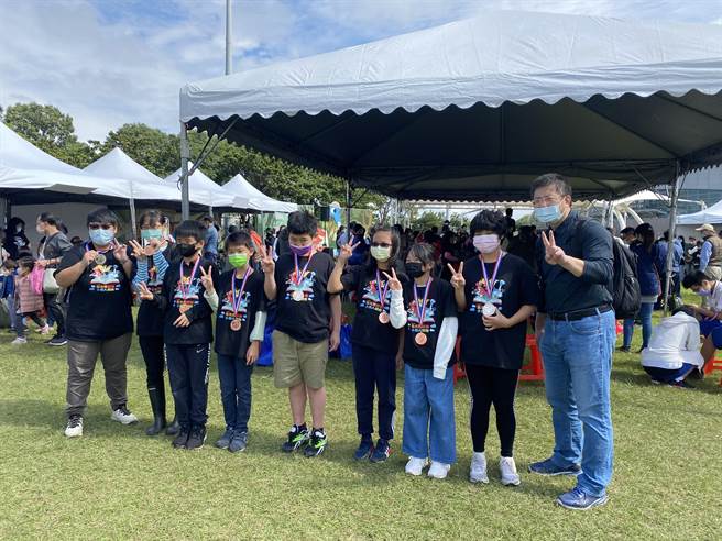 金山国小收穫满满（戴上容摄）