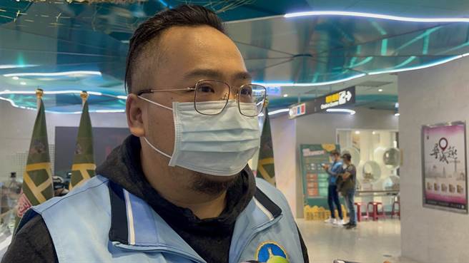 觀光處長丁健剛說明，金門老兵召集令活動至12月（金門縣府觀光處提供）