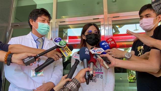 宋母强调，希望希望嫌犯受到严厉惩处、不要保释、释放出来。（冯惠宜摄）