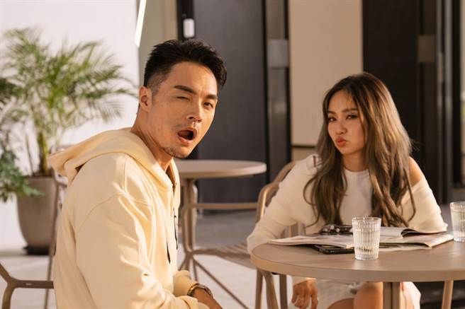 饒舌歌手K. Swo與陳芳語在MV裡飾演一對情侶。（上城娛樂提供）