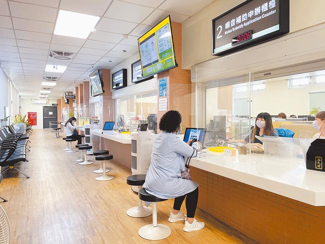 机场噪音防制费申办已最后倒数，符合资格且尚未申办的住户请加快脚步。（桃园市政府环境保护局提供）