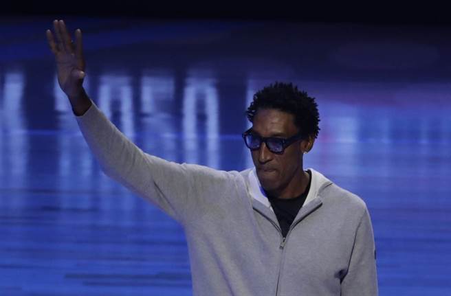 名人堂球星皮朋曾在1999年短暂效力火箭队。（美联社资料照）