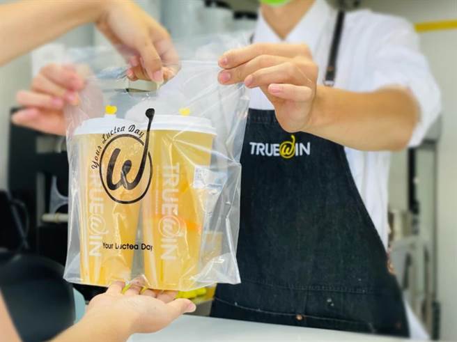 手搖飲品牌推出活動，讓「國家級邊緣人」也能享受好康。（業者提供）