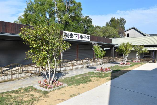 公馆乡苗栗特色馆新设奉茶亭业已完工。（谢明俊摄）