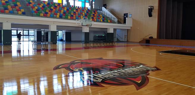 台南台钢猎鹰主场在嘉南药理大学绍宗体育馆。（陈筱琳摄）