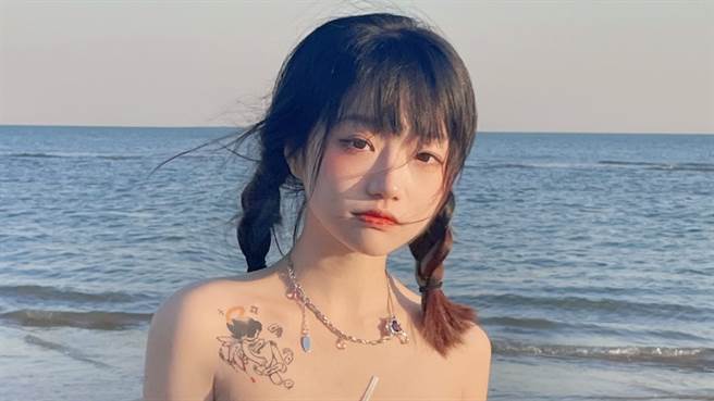 大陸網紅瞌睡矮星人近日被人爆料是百人斬，引發熱議。（圖／微博@瞌睡矮星人）