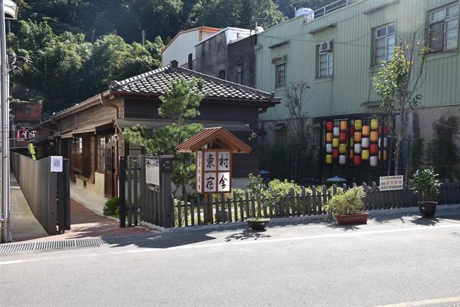 南庄乡东村宿舍邻近南庄老街，将成为老街新的打卡景点。（谢明俊摄）