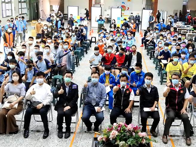 南投县国中生活科技创作竞赛，在旭光高中同场竞技。（南投县政府提供／廖志晃南投传真）