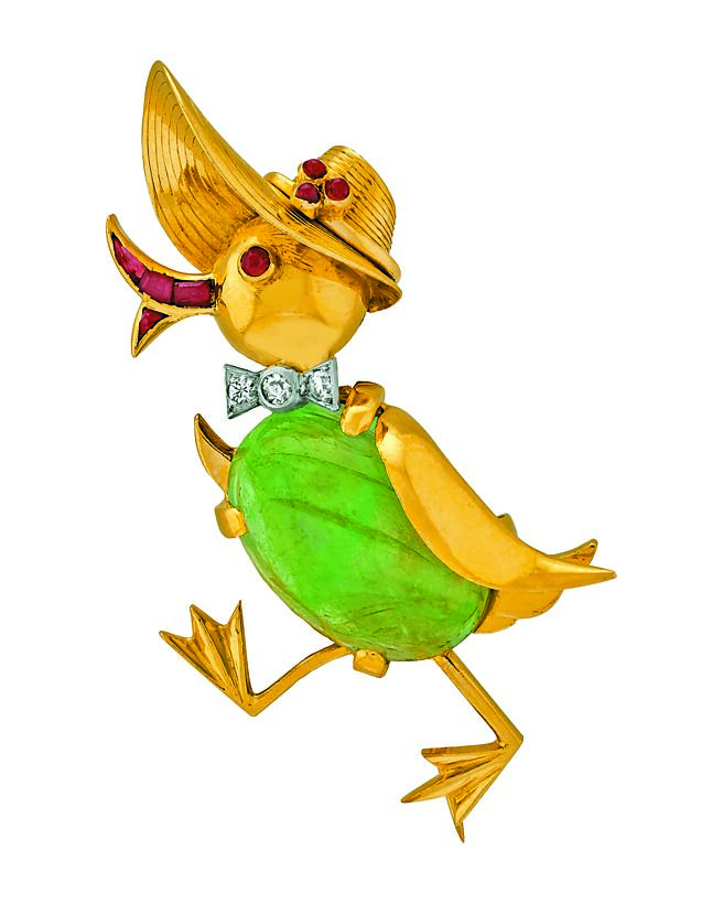 梵克雅宝Heritage典藏系列1951年作品Cane au chapeau胸针和1950年作品Bec en l'air胸针，合购价111万元。（Van Cleef & Arpels提供）