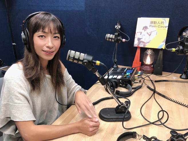 「全方位铁人」主持人段慧琳热爱运动，1天曾连录6集节目。（民视提供）
