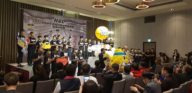 HBL新学年赛季男子组预赛18日点燃战火。（陈筱琳摄）