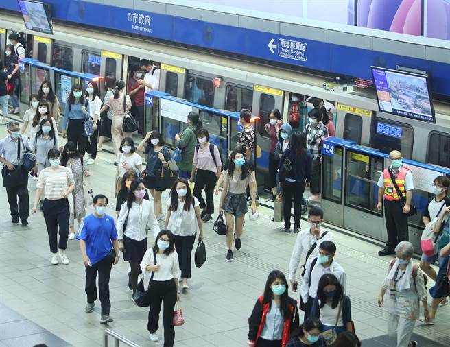 Google地图更新功能，轻松避开捷运人潮。（本报系资料照）