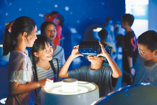 隨著元宇宙概念風靡全球資本市場，越來越多政府機構開始選擇擁抱潮流，大陸地方政府也不甘落後。(新華社)