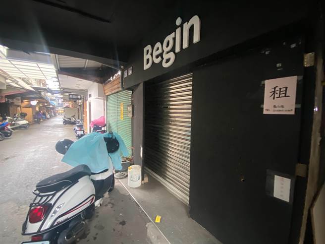 新竹市过去繁华一时站前、旧城区等商圈人潮不再，过去的闹区店面许多都在招租，街道相当冷清。（陈育贤摄）