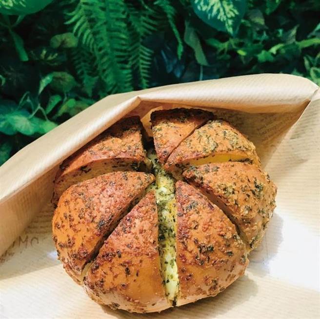 SOGO復兴馆八蒜包，每个85元。（SOGO提供）