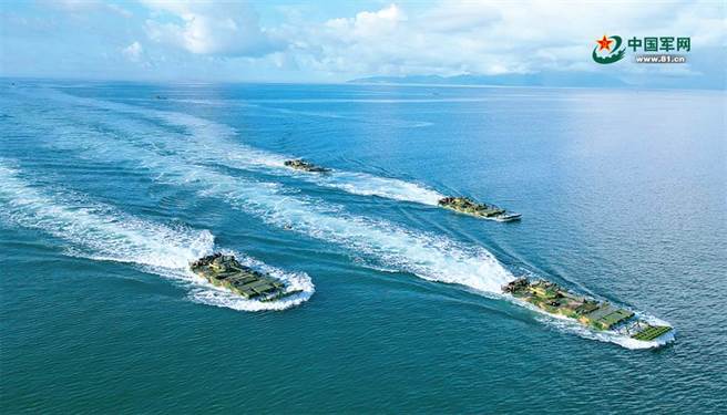 美国会报告认为，两岸现状几乎每天都承受压力，增加军事危机发生的可能。（图／中国军网）