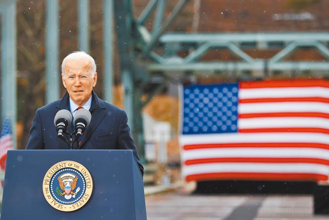 拜习会后，美国总统拜登昨向媒体透露，他向习近平明确表达美国支持《台湾关系法》。（路透）