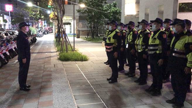 新北市蘆洲警分局為防制轄內不良份子藉機滋擾及深夜製造噪音車，於17丶18日連續2天規畫擴大臨檢。（蘆洲警分局提供）