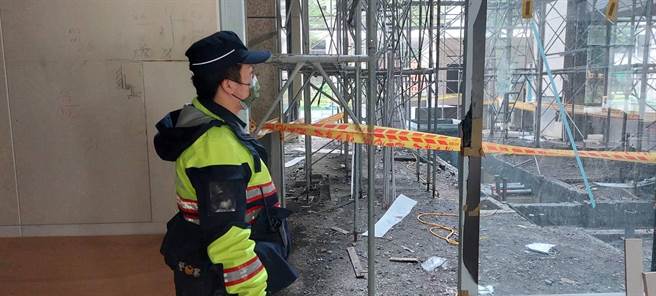 新北市新莊區福德一街某工地今（19日）上午8時許傳出工安意外。（警方提供）