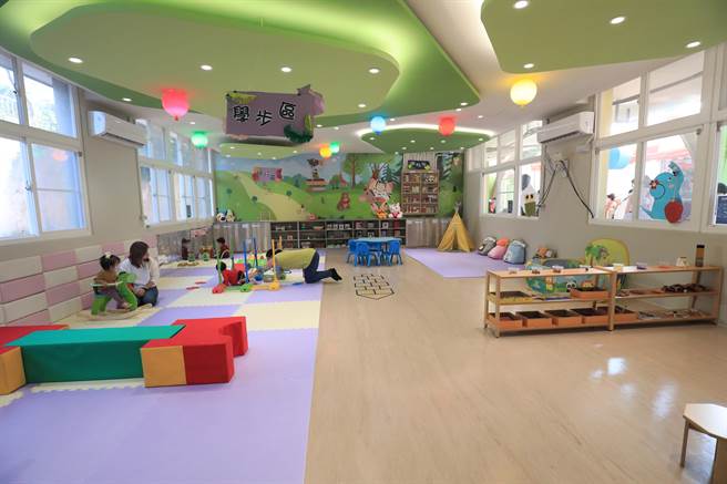 台中市府活化閒置场域，将后里国中旧校舍打造为亲子馆。（陈淑娥摄）