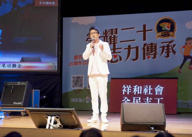 旺旺志工演唱会，新北开唱千位志工乐嗨嗨。（摄影喜多力张曜）                 