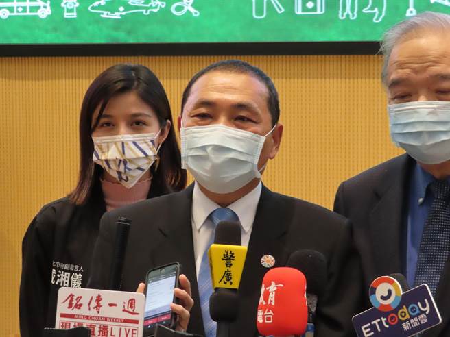 被林右昌指防疫「土土土」 侯友宜：保护人民比什么都重要。（叶德正摄）