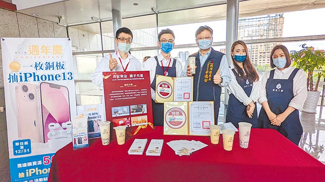 酸奶大獅Yogurt Master臺中市食品業衛生自主管理評核「特優」。圖／業者提供