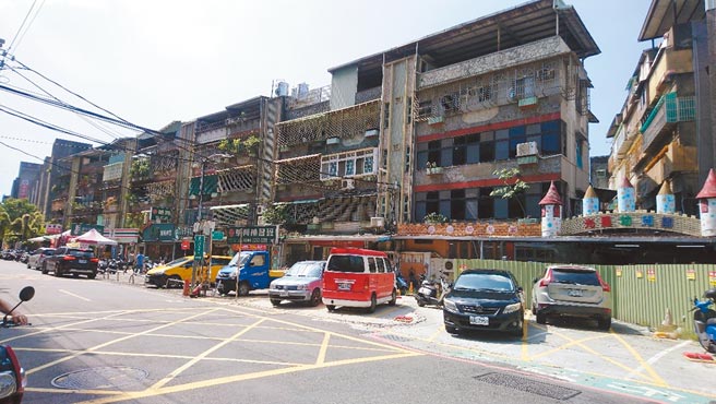 新北住都中心介入，板橋油庫口社區都更露出曙光。（新北住都中心提供／葉德正新北傳真）