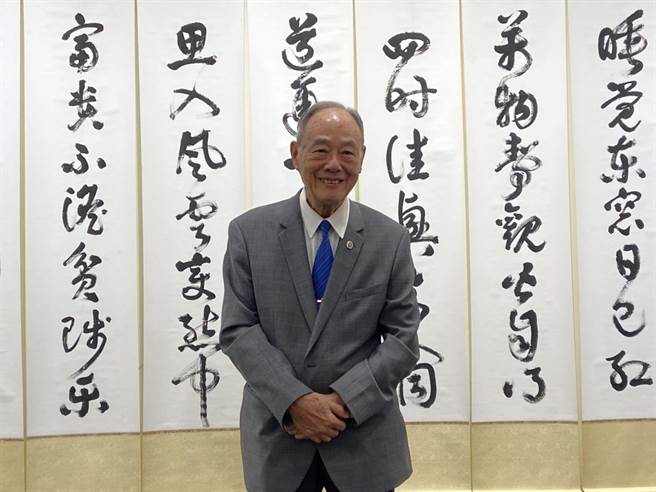 新北市文化局举办的「杰阁铸华章－连胜彦诗书展」今（20）日在新庄文化艺术中心开幕。（文化局提供）