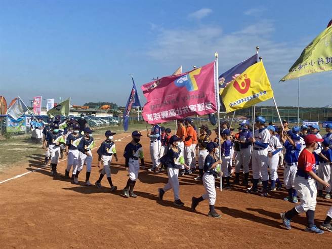 台中市梦想杯社区软式少棒邀请赛20日正式开幕。（台中市梦想三级棒球协进会提供／陈淑娥台中传真）