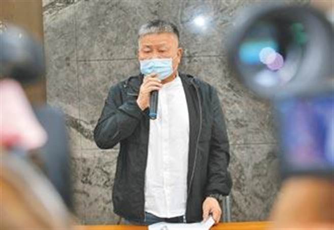 许忠信指被黄昆辉要求连署会计法  台联：从未逼迫许。本报资料照