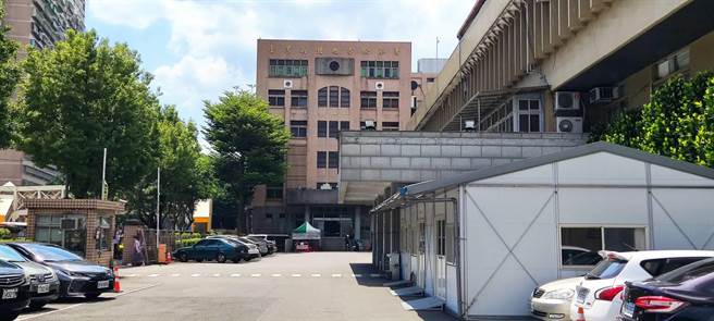 新北地檢署今依涉犯妨害秘密、違反兒童及少年福利與權益保障法等罪，向法院聲押禁見狼師。(陳慰慈攝)