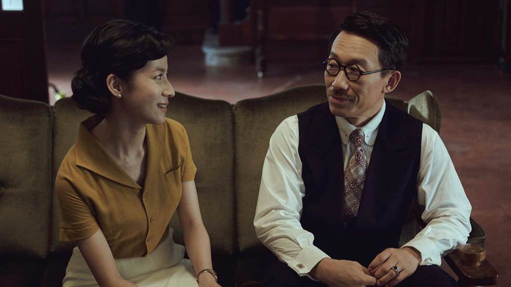 郭子乾與連俞涵在《茶金》飾演父女。（公視提供）