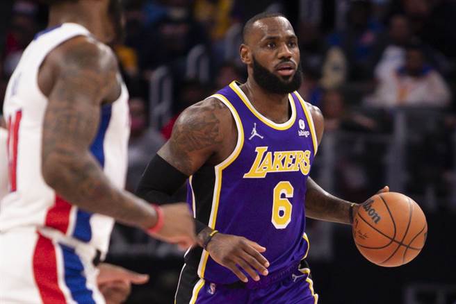 没想到詹姆斯才復出打第2场比赛就遭驱逐出场了。(路透)