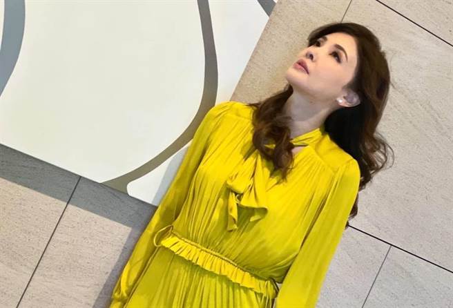 何如芸相当疼爱2个儿子。(图/翻摄自何如芸脸书)