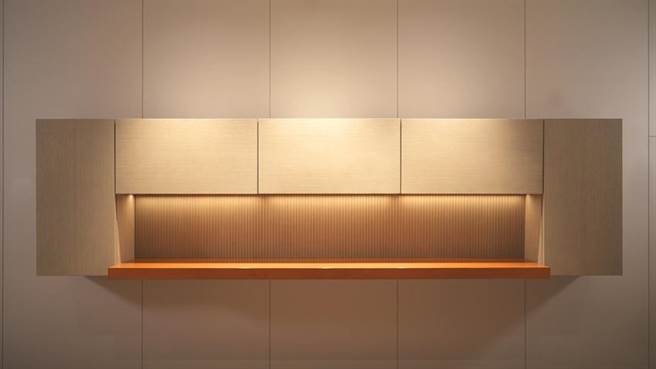 （首款生物基水性涂装家俱系列产品。图／科思创提供）