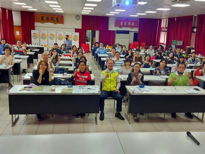 （茶改场办理食农教育宣导研习活动。图／茶改场）