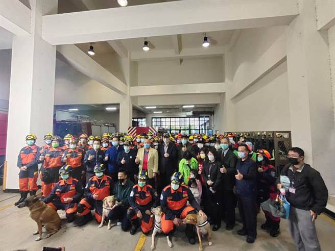 新北市政府消防局將在林口文化分隊緊急應變指揮學院（ERCA）辦理評測演練，針對搜救隊伍的「管理、搜索、救援、醫療及後勤組」等5大功能編組辦理精進訓練。(新北市消防局提供)
